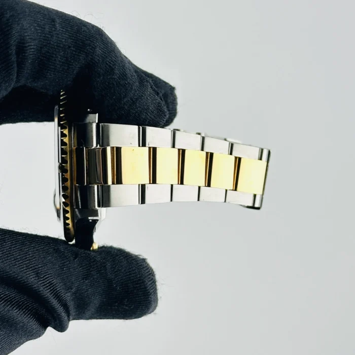 Rolex Submariner Blue Dial on Oyster Bracelet Ref. 16613 with Papers - Image 5