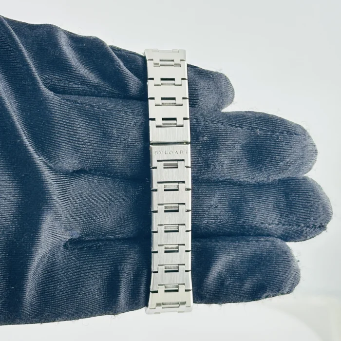 Bvlgari Bvlgari Black Dial on Stainless Steel Bracelet Ref. BB26SS - Image 4