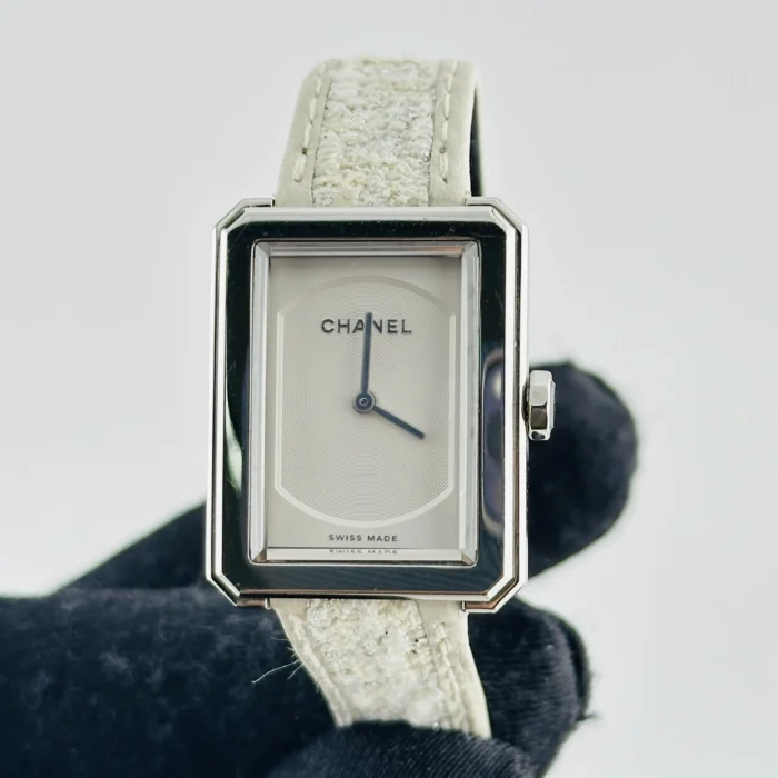 Chanel Boyfriend White Dial on Leather Ref. H0001 - Image 2