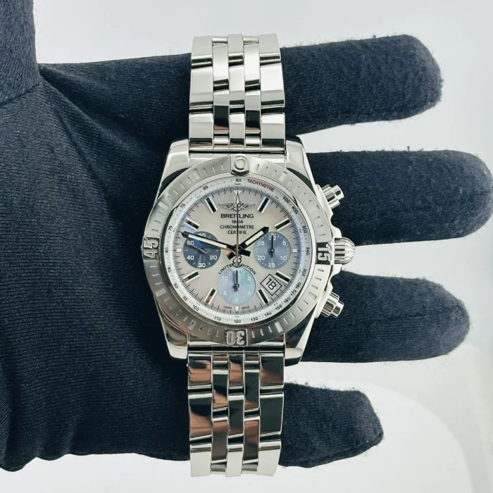 Breitling Chronomat 44 Airbourne Mother of Pearl Dial on Stainless Steel Bracelet Ref. AB01152A/A813 with Card 2020 - Image 2