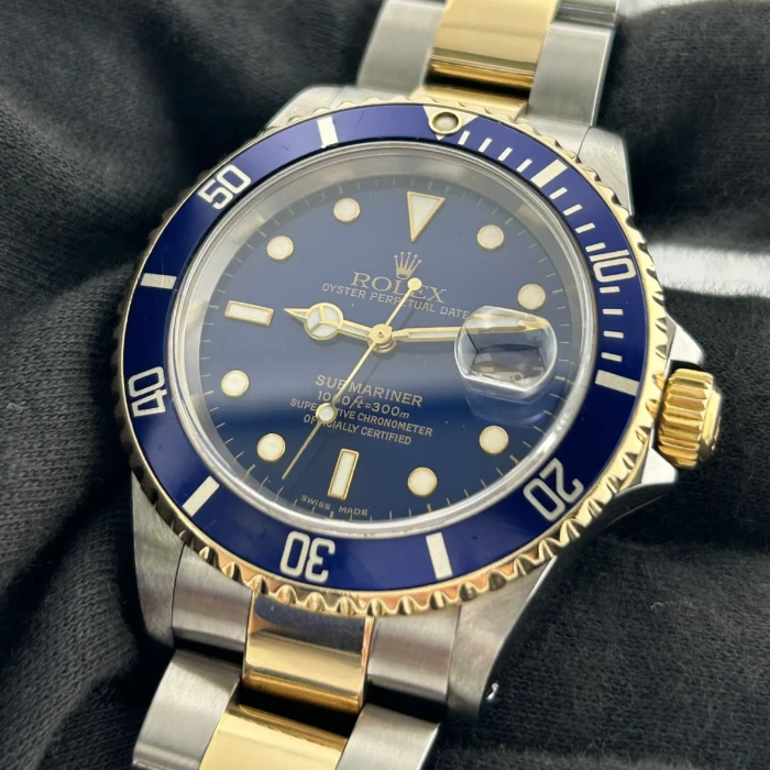 Rolex Submariner Blue Dial on Oyster Ref. 16613 - Image 3