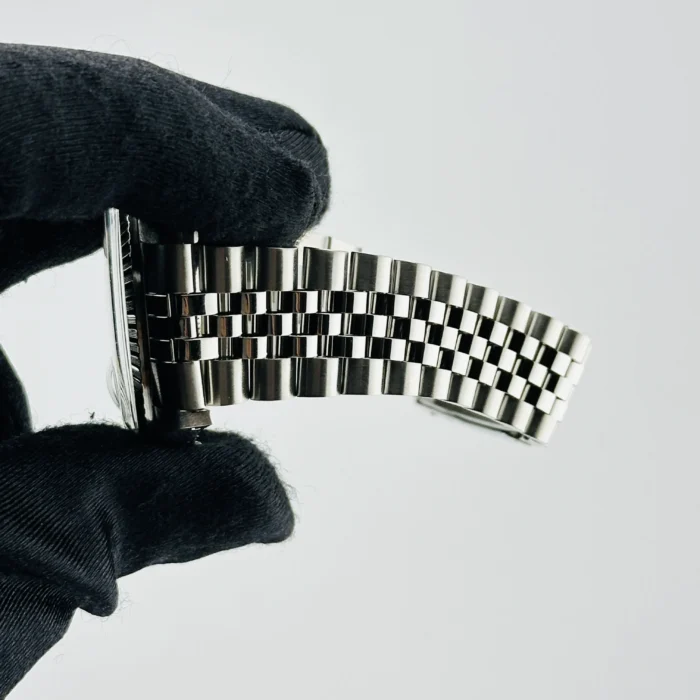 Rolex Datejust Silver Stick Dial on D-Link Jubilee Bracelet Ref. 16220 - Image 5