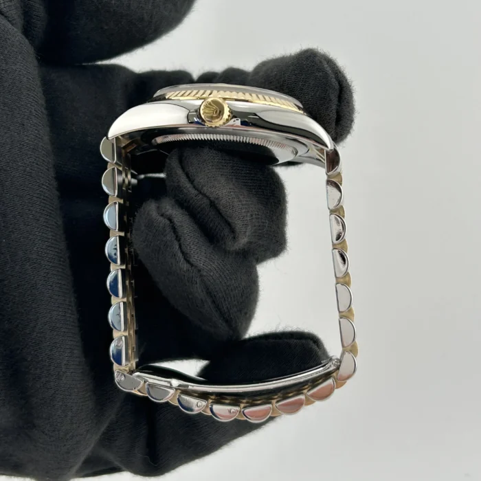 Rolex Datejust Champagne Anniversary Factory Diamond Dial Dial on D-Link Jubilee Hidden-Clasp Bracelet Ref. 116233G - Image 6