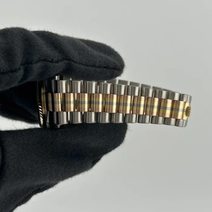 Rolex Datejust President Champagne Diamond Dial on Jubilee Ref. 68279 with Papers 1993 - Image 4