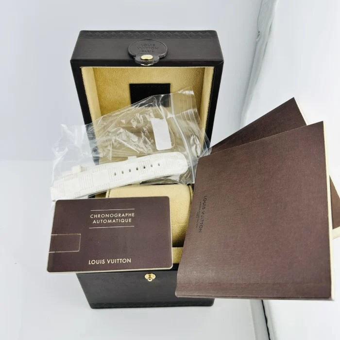 Louis Vuitton Tambour Voyage Slate Grey Dial on Leather Strap Ref. Q102N with Papers 2011 - Image 7