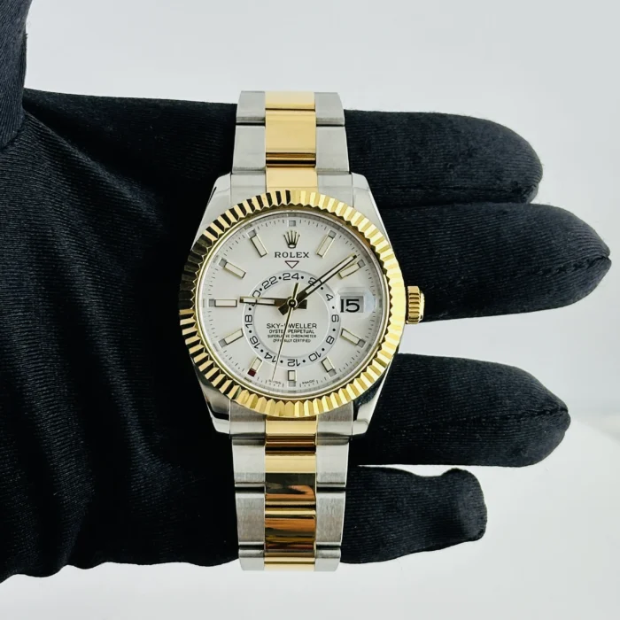 Rolex SkyDweller White Dial on Oyster Ref. 326933 with New Style Card (green) 2021 - Image 2