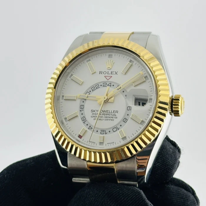 Rolex SkyDweller White Dial on Oyster Ref. 326933 with New Style Card (green) 2021 - Image 3