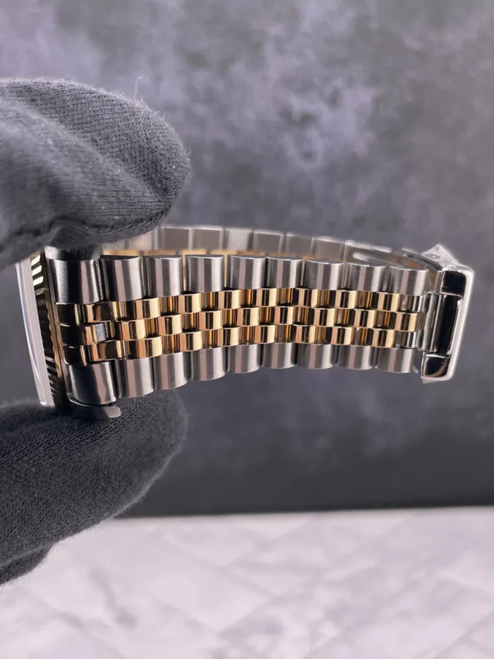 Rolex Datejust White Roman Dial on Jubilee Ref. 16233 - Image 5