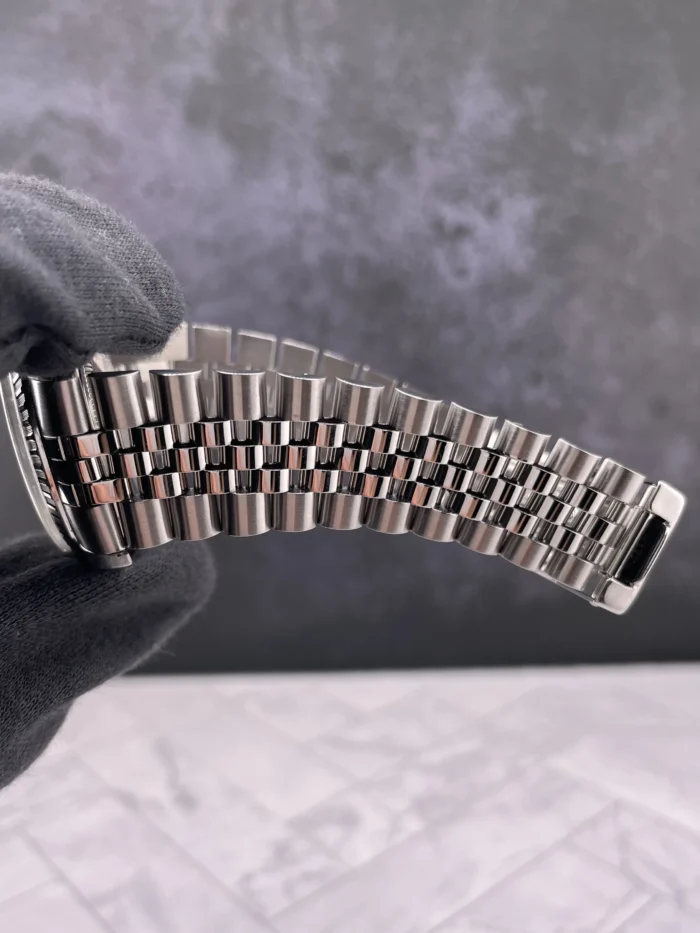 Rolex Datejust Silver Stick Dial on D-Link Jubilee Ref. 1603 - Image 5