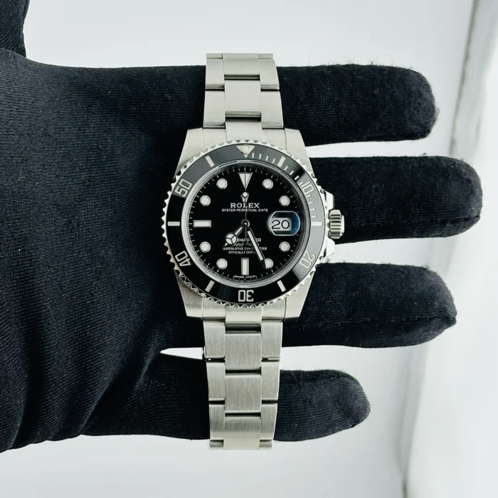 Rolex Submariner Black Dial on Oyster Ref. 116610LN with New Style Card (White) 2016 - Image 2