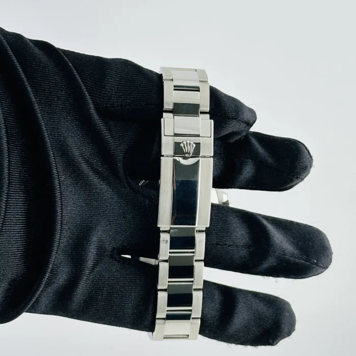 Rolex Daytona Black Dial on Oyster Bracelet Ref. 116500LN with New Style Card (White) 2019 - Image 4