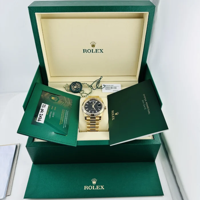 Rolex Day-Date Black Index Dial on President Ref. 228238 with New Style Card (green) 2026 - Image 7