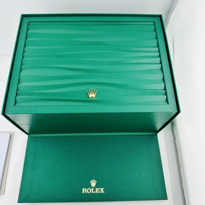 Rolex Datejust Red Ombre Diamond Dial on President Ref. 278278 with New Style Card (green) 2026 - Image 8