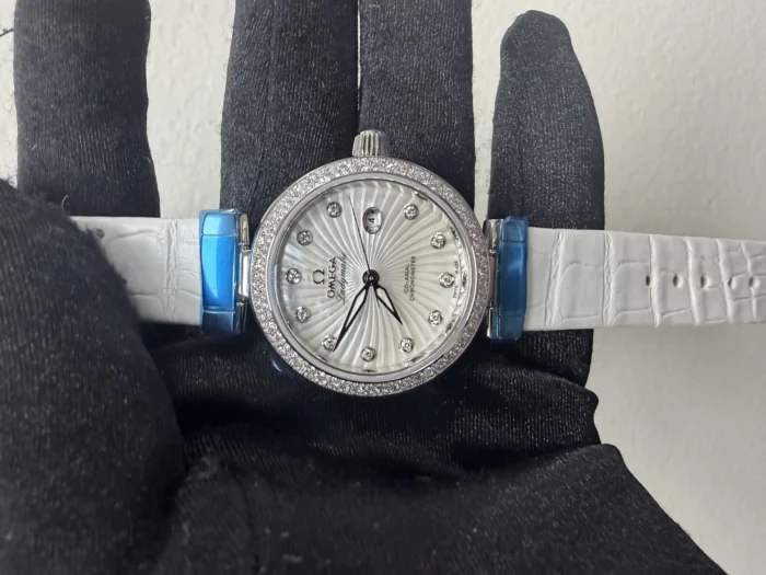 Omega De Ville Ladymatic Omega Co-Axial White Diamond Dial on Leather Strap Ref. 425.38.34.20.55.001 with Card - Image 2