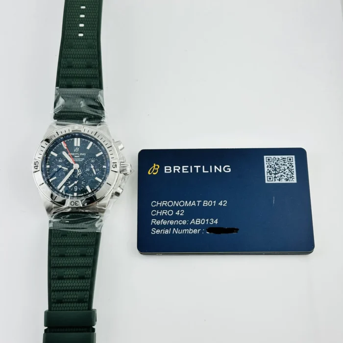 Breitling Chronomat B01 Green Dial on Rubber Strap Ref. AB0134101L2S1 with Card - Image 8
