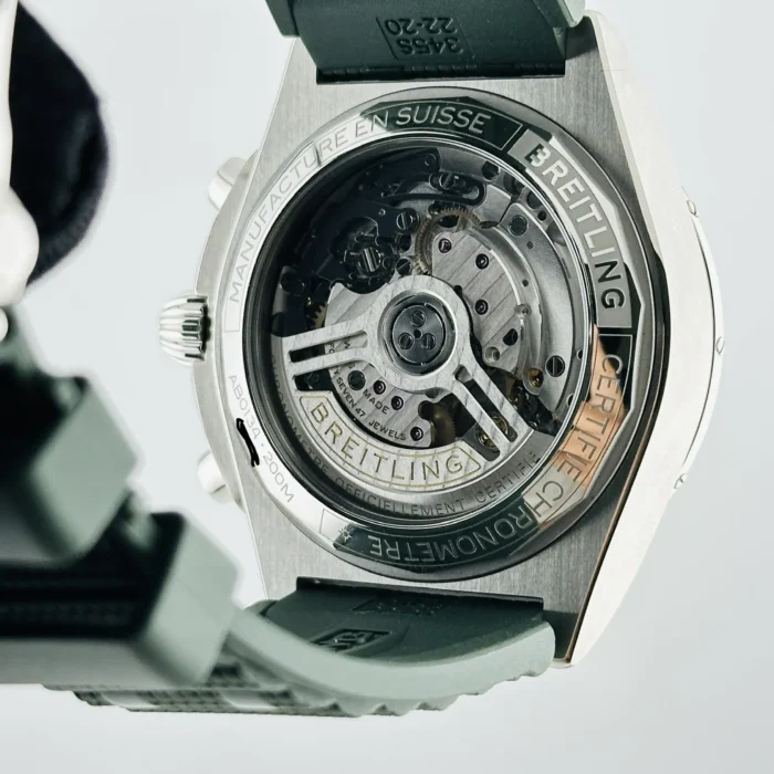 Breitling Chronomat B01 Green Dial on Rubber Strap Ref. AB0134101L2S1 with Card - Image 4