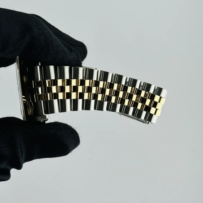 Rolex Datejust Champagne Stick Dial on D-Link Jubilee Ref. 16233 - Image 5