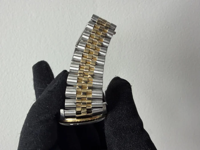 Rolex Datejust Champagne Diamond Dial on Jubilee Ref. 16233 - Image 4