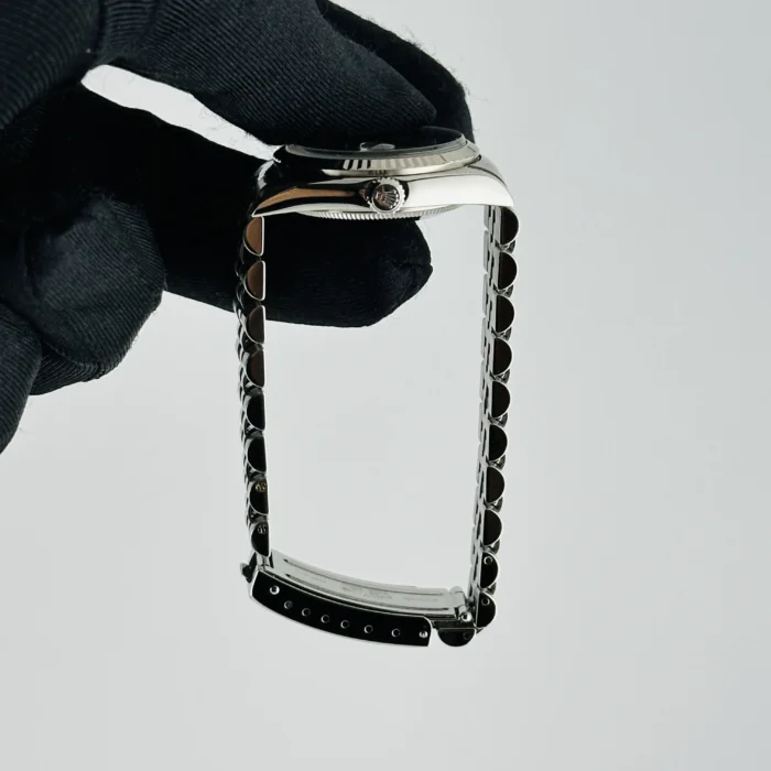 Rolex Datejust Black Dial on D-Link Jubilee Ref. 78274 with Papers 2002 - Image 6