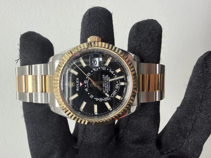 Rolex SkyDweller Black Dial on Oyster Ref. 326933 with New Style Card (green) 2021 - Image 2