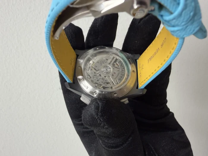 Breitling Avenger B01 Chronograph Turquoise Dial on Turquoise Leather Ref. SB0146101L1X1 with Card 2026 - Image 5