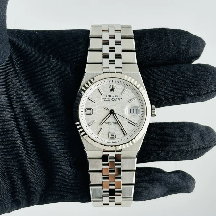 Rolex Land-Dweller White Honeycomb Dial on Flat Jubilee Ref. 127334 with New Style Card (green) 2026 - Image 2