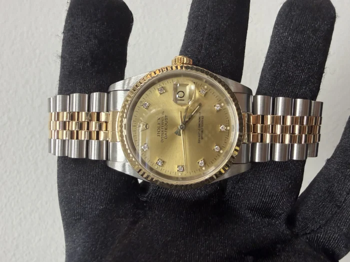 Rolex Datejust 36 Champagne Diamond Dial on Jubilee Ref. 16233 with Papers 1988 - Image 2