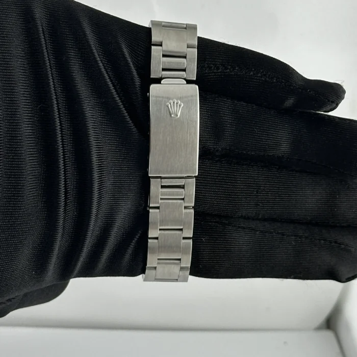 Rolex Oyster Perpetual Black Dial on Oyster Ref. 67480 with Papers 1999 - Image 3