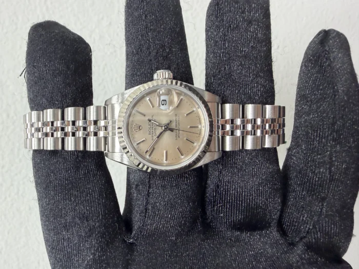 Rolex Datejust Lady Silver Stick Dial on Jubilee Ref. 69174 with Papers 1997 - Image 2