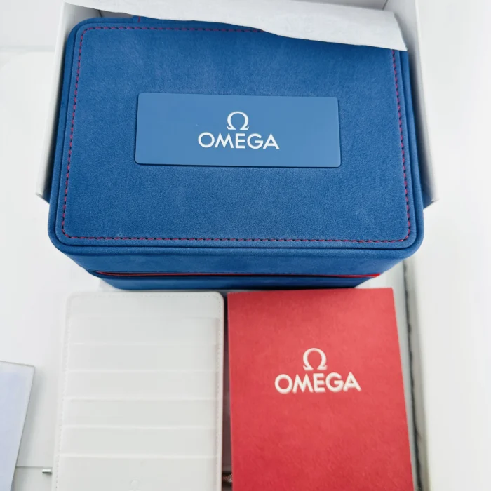 Omega Seamaster Diver 300M White Dial on Rubber Strap Ref. 210.32.42.20.04.002 with Card - Image 6
