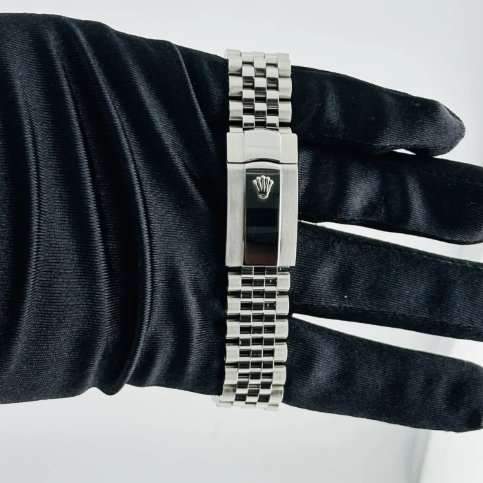 Rolex Datejust Slate Green Roman / Wimbledon Dial on Jubilee Ref. 126300 with New Style Card (White) 2018 - Image 3