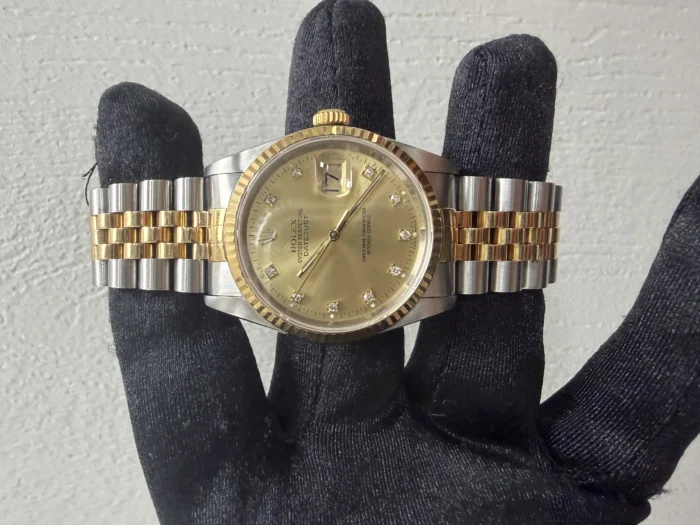 Rolex Datejust 36 Champagne Diamond Dial on Jubilee Ref. 16233 - Image 2