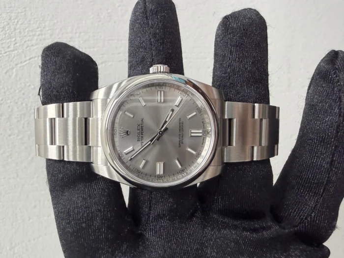 Rolex Oyster Perpetual Silver Dial on Oyster Ref. 116000 with New Style Card (White) 2018 - Image 2