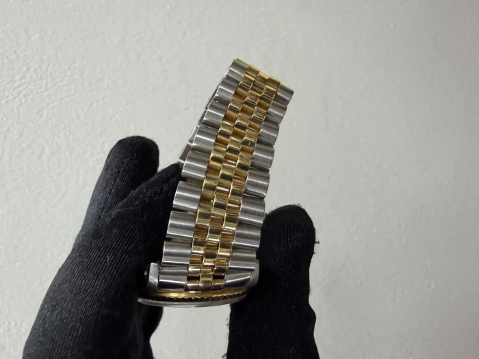 Rolex Datejust Gold Diamond Dial on Jubilee Ref. 16233 - Image 4