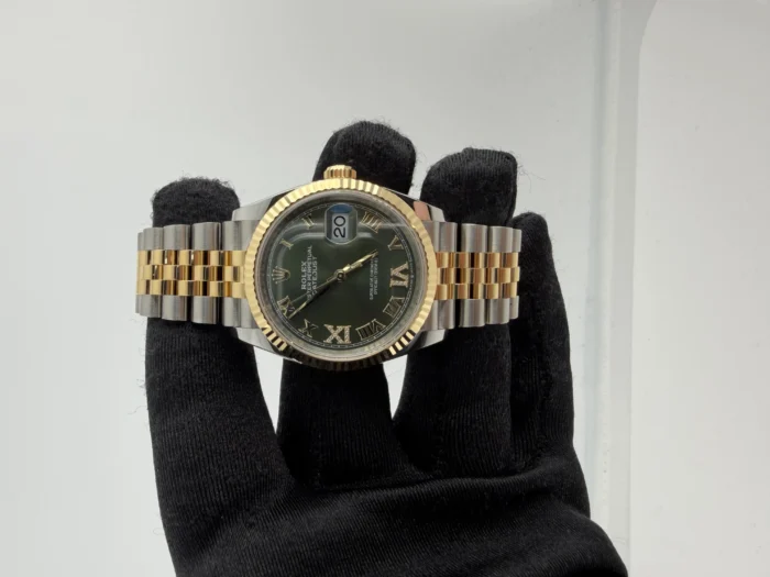 Rolex Datejust Olive Green Roman Dial on Jubilee Ref. 126233 with New Style Card (green) 2026 - Image 2