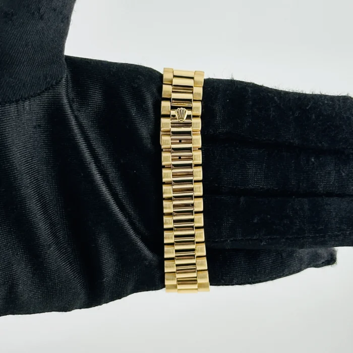 Rolex Datejust Gold Dial on President Ref. 6827 - Image 3