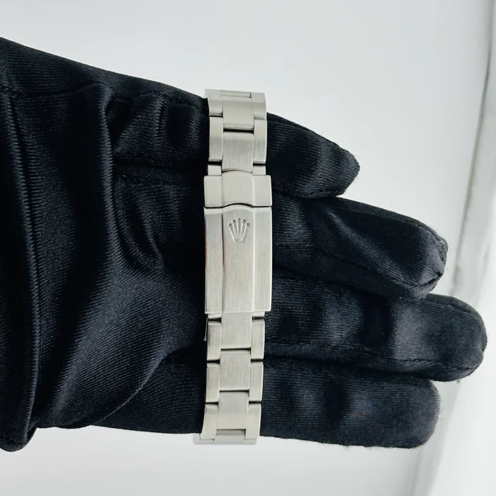 Rolex Oyster Perpetual Black Dial on Oyster Ref. 177210 - Image 3