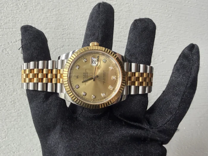 Rolex Datejust Champagne Diamond Dial on Jubilee Ref. 126333 with New Style Card (White) 2016 - Image 2