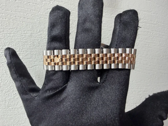 Rolex Datejust Turn-o-Graph Silver / Rose Stick Dial on Jubilee Hidden-Clasp Ref. 116261 - Image 3