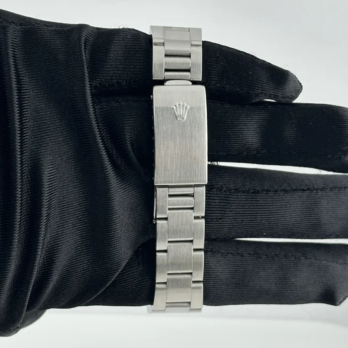 Rolex Air-King Silver Dial on Oyster Ref. 14010 with Papers 2002 - Image 3