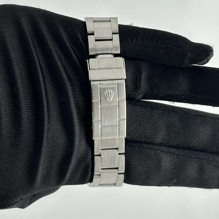 Rolex Sea-Dweller Black Dial on Oyster Ref. 16600 with Papers 2000 - Image 4