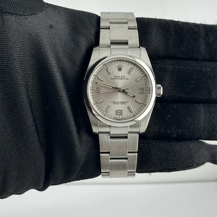 Rolex Oyster Perpetual Silver Dial on Oyster Ref. 116000 with Card (Old Green) 2014 - Image 2