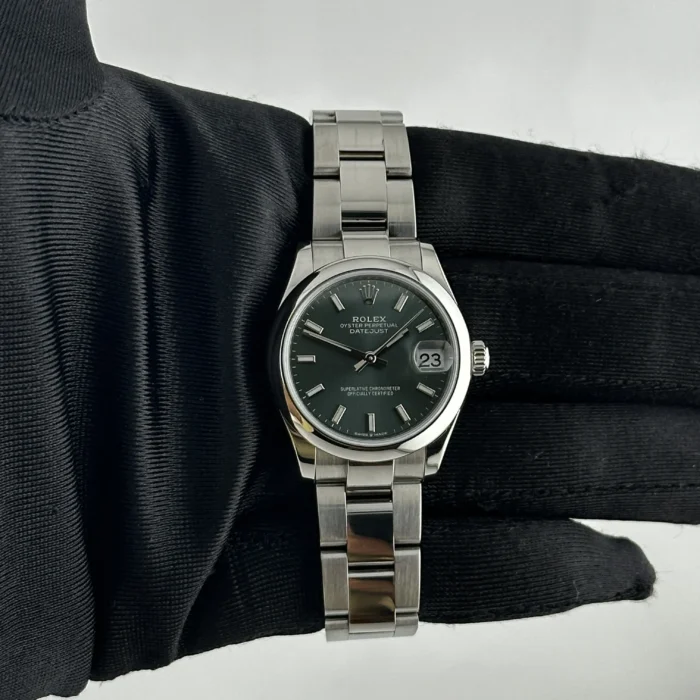 Rolex Datejust Mint Green Dial on Oyster Ref. 278240 with New Style Card (green) 2022 - Image 2