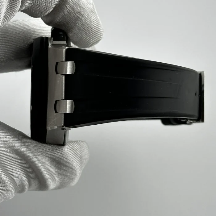 Audemars Piguet Royal Oak Offshore Black Dial on Rubber Strap Ref. 25940SK.OO.D002CA.03 - Image 4