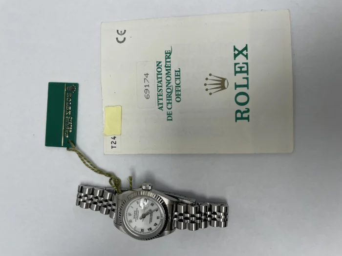 Rolex Datejust White Roman Dial on Jubilee Ref. 69174 with Papers 1996 - Image 5