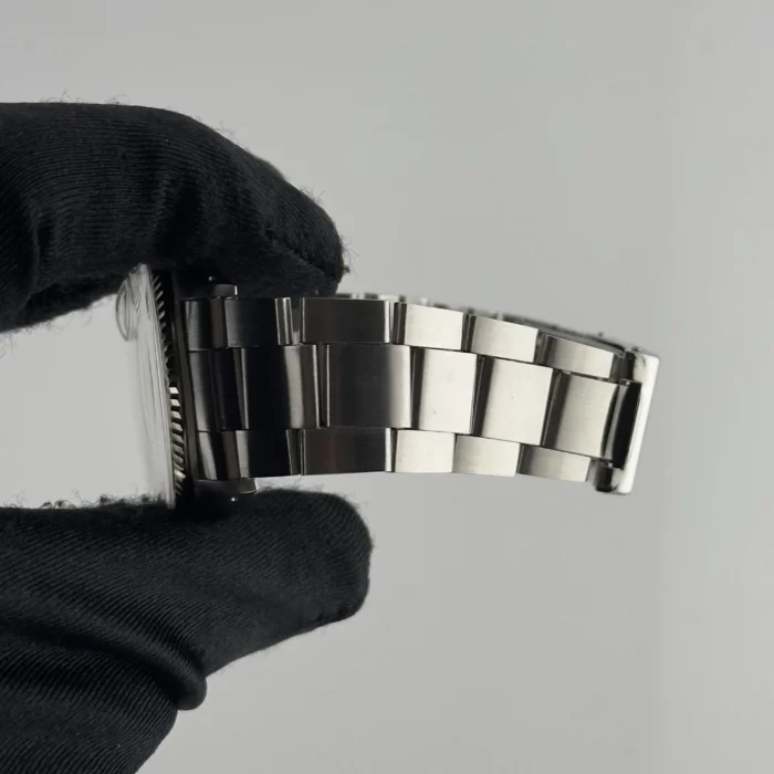 Rolex Datejust Silver Stick Dial on Oyster Ref. 1601 - Image 3
