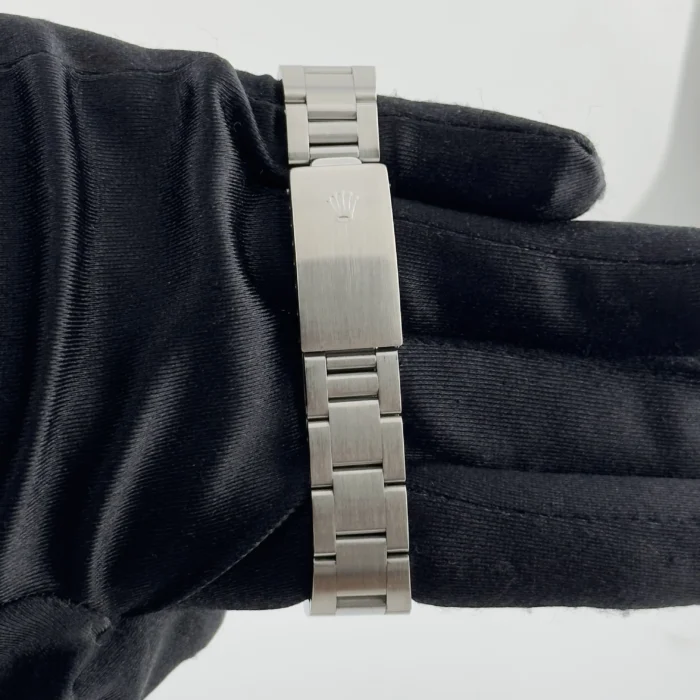 Rolex Oyster Perpetual Date Champagne Dial on Oyster Bracelet Ref. 15000 with Papers 1988 - Image 3