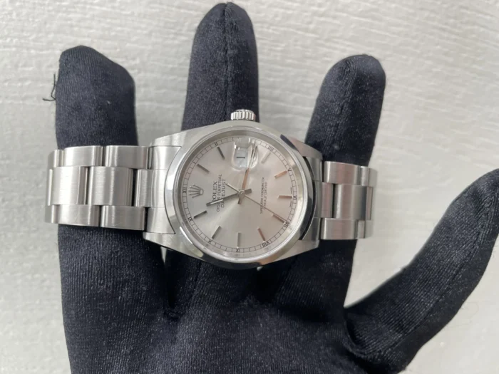 Rolex Datejust Silver Dial on Oyster Ref. 16200 with Papers 2005 - Image 2