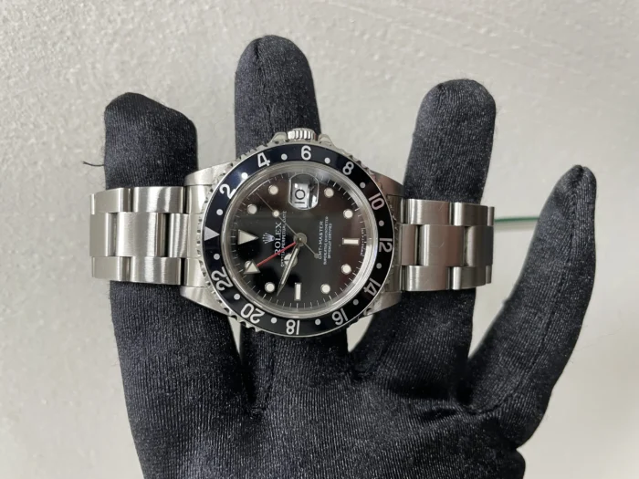 Rolex GMT-Master Black Dial on Oyster Bracelet Ref. 16700 with Papers 1997 - Image 2