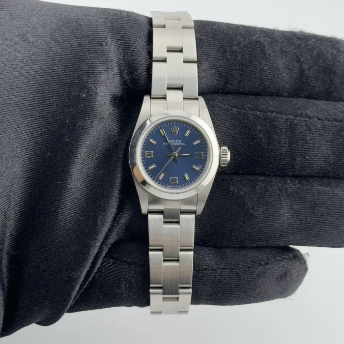 Rolex Oyster perpetual Blue Dial on Oyster Ref. 67180 with Papers 1997 - Image 2